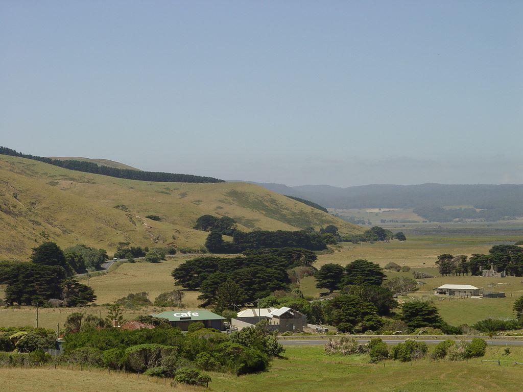 Castle Cove, along the Great Ocean Road, part of Victoria's shipwreck coast.