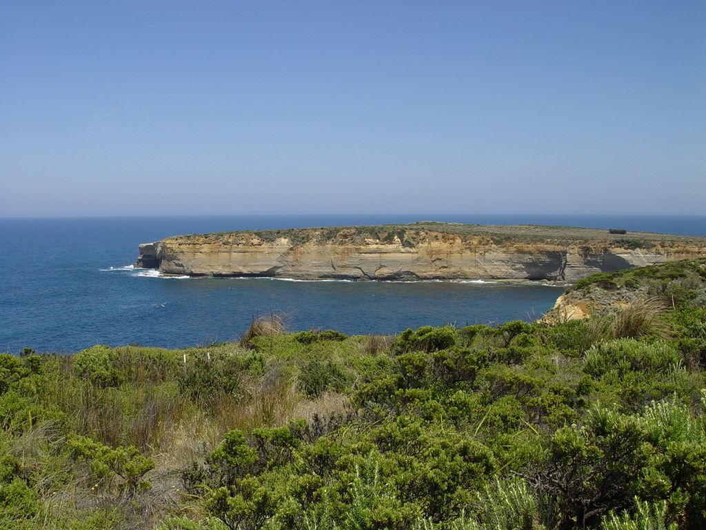 London Arch, along the Great Ocean Road, part of Victoria's shipwreck coast.