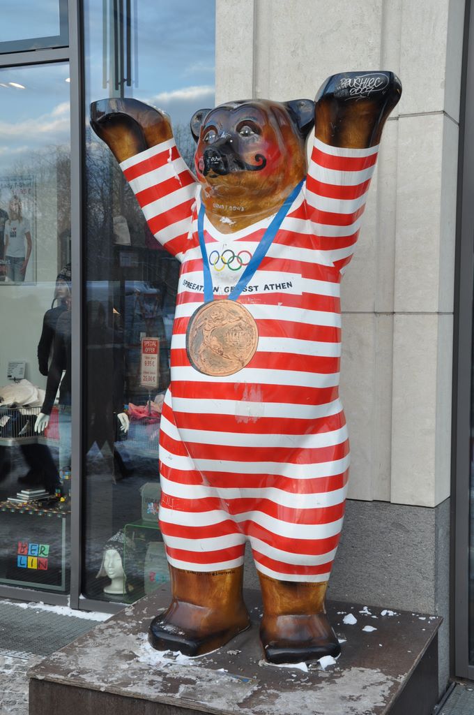 A bear appears on the Berlin coat of arms and this might be the reason this animal shape was selected for the art display. Approximately 350 life-size bears were painted and displayed in the streets of Berlin in 2001.
