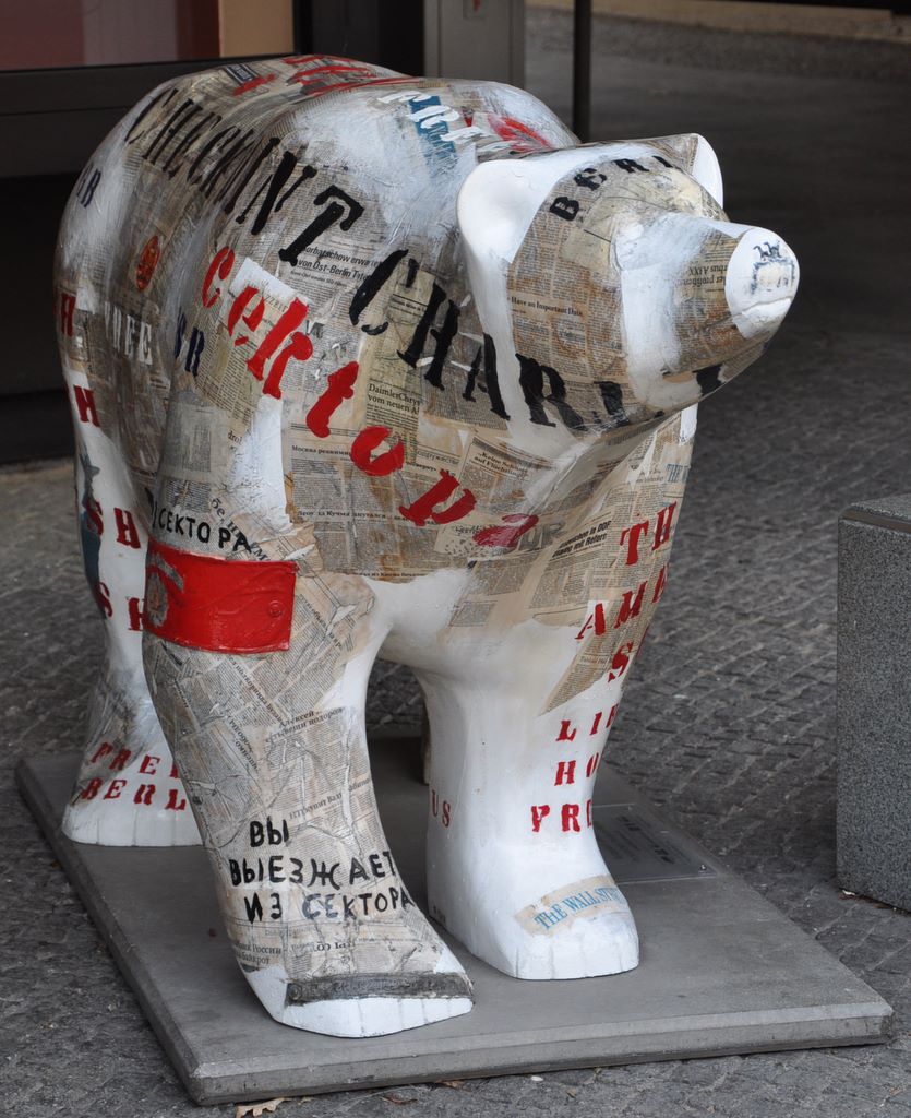 A bear appears on the Berlin coat of arms and this might be the reason this animal shape was selected for the art display. Approximately 350 life-size bears were painted and displayed in the streets of Berlin in 2001.
