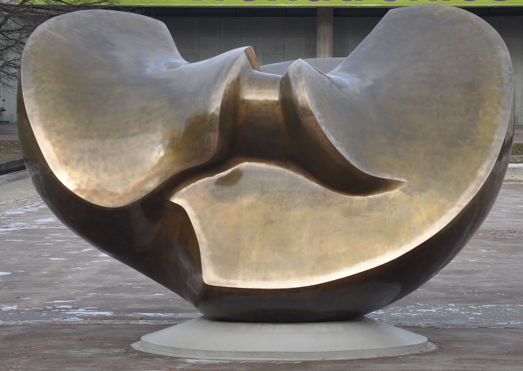 Large Divided Oval: Butterfly - A sculpture by Henry Moore, Berlin, Germany