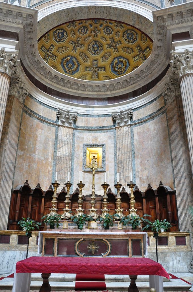 The Pantheon, Rome, Italy.