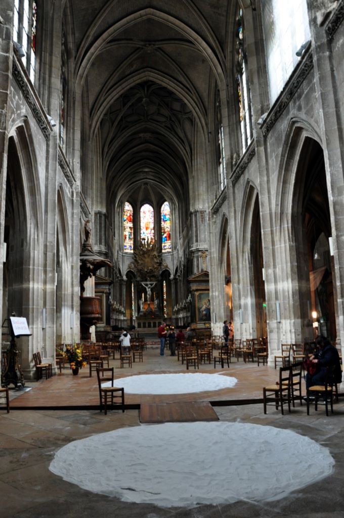 The Church of Eglise Saint-Merri located on the Rue Saint Martin.